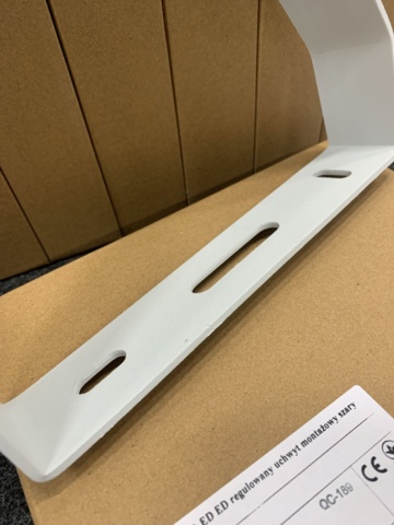 1396612-3 10 st Fästen till industriarmatur Highbay LUG 275