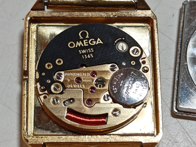 1130244-7 Guldpläterat armbandsur Omega De Ville Quartz