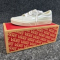 1398706-1 Skor Vans Sk8-Low, Strl 38