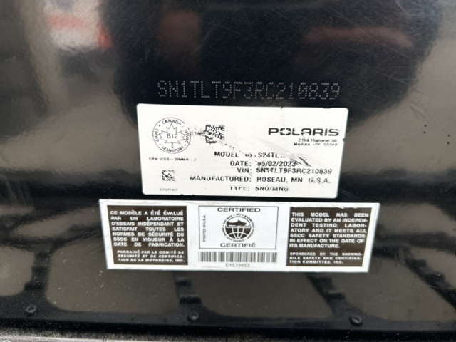 1377897-14 Snöskoter Polaris Nordic Pro S4 146 7S -2024 (979km)