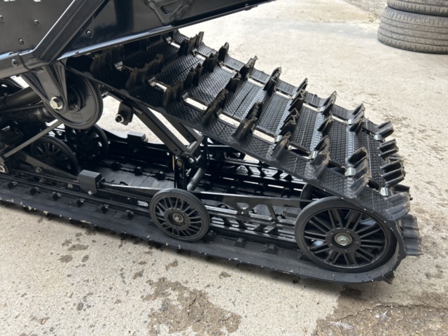 1377897-18 Snöskoter Polaris Nordic Pro S4 146 7S -2024 (979km)