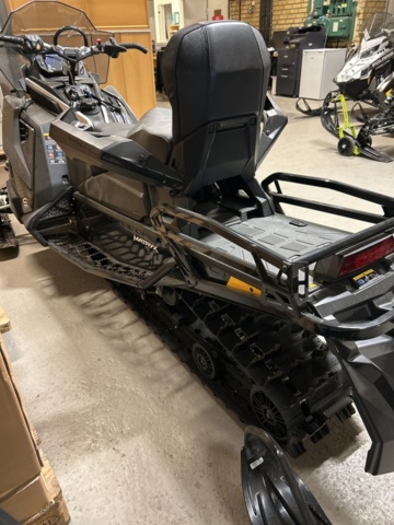 1377899-5 Snöskoter Polaris Nordic Pro S4 146 7S -2024 (387km)