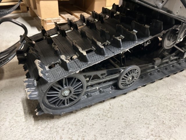 1377899-6 Snöskoter Polaris Nordic Pro S4 146 7S -2024 (387km)