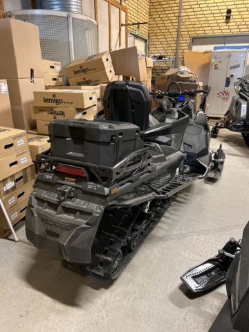 1377900-3 Snöskoter Polaris S4 Titan Adventure 155 -2024 (1674km)