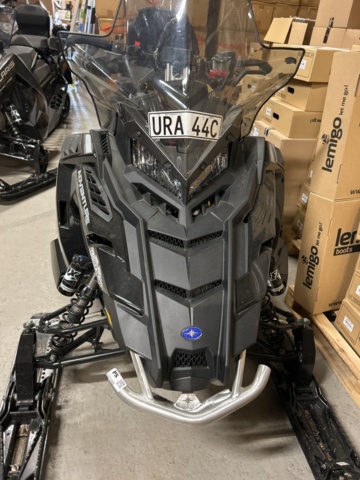 1377900-9 Snöskoter Polaris S4 Titan Adventure 155 -2024 (1674km)