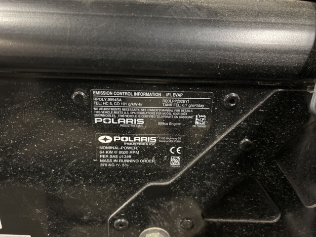 1377900-15 Snöskoter Polaris S4 Titan Adventure 155 -2024 (1674km)