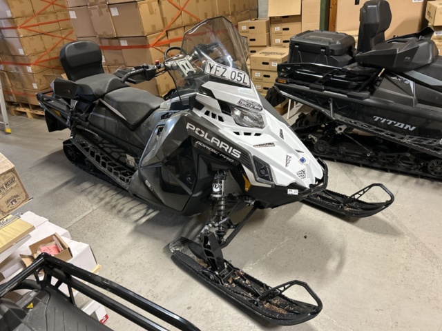 1377901-1 Snöskoter Polaris Nordic Pro S4 146 7S -2024 (1121km)