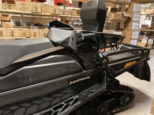 1377901-7 Snöskoter Polaris Nordic Pro S4 146 7S -2024 (1121km)