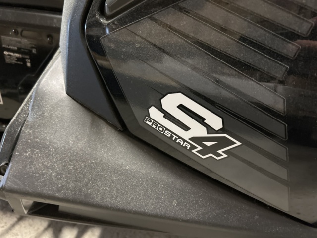 1377901-11 Snöskoter Polaris Nordic Pro S4 146 7S -2024 (1121km)