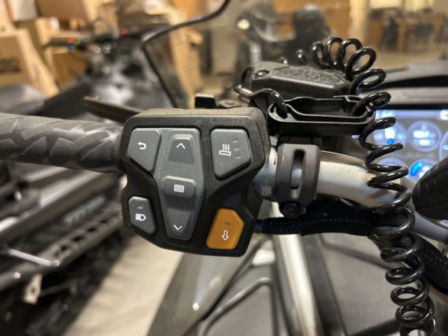 1377901-19 Snöskoter Polaris Nordic Pro S4 146 7S -2024 (1121km)