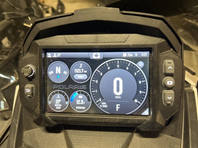 1377901-20 Snöskoter Polaris Nordic Pro S4 146 7S -2024 (1121km)