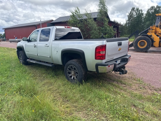 1321850-6 Chevrolet Silverado 2500 HD Crew Cab 6.6 V8 Duramax 4WD Automatisk, 402hk, 2012