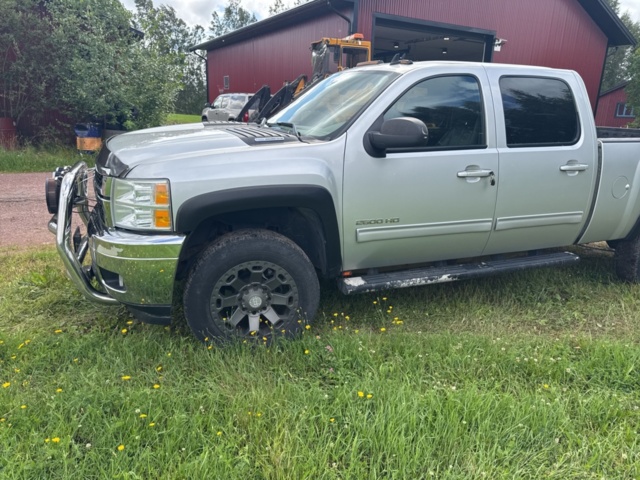 1321850-17 Chevrolet Silverado 2500 HD Crew Cab 6.6 V8 Duramax 4WD Automatisk, 402hk, 2012