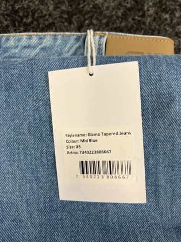 1398775-9 2 st Jeans Gizmo Tapered, Strl XS