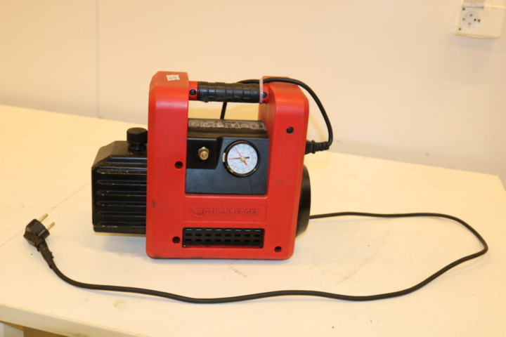1300749-2 Vakuumpump. Rothenberger Roairvac R32