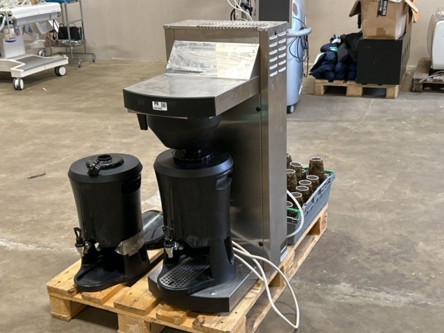 1361066-2 Coffee maker with accessories - Coffee Queen CQ Single Tower