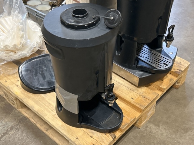 1361066-4 Coffee maker with accessories - Coffee Queen CQ Single Tower