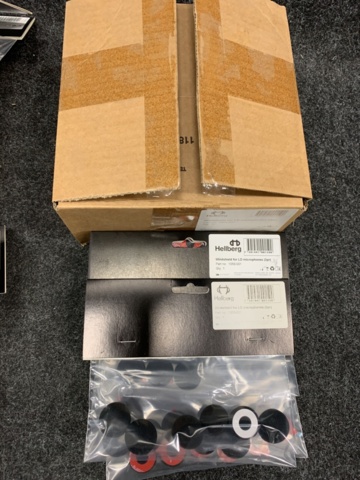 1399702-5 Hygiendynor & vindskydd för medhörnings-mikrofoner, Hellberg