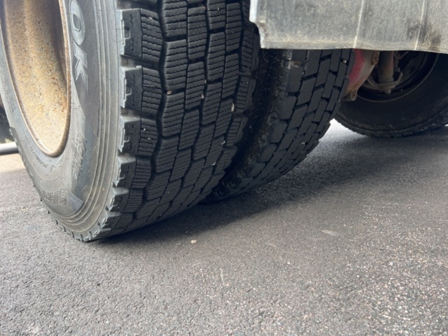 1338352-11 Lastbil Volvo FM9 4X2 Manuell, -2006