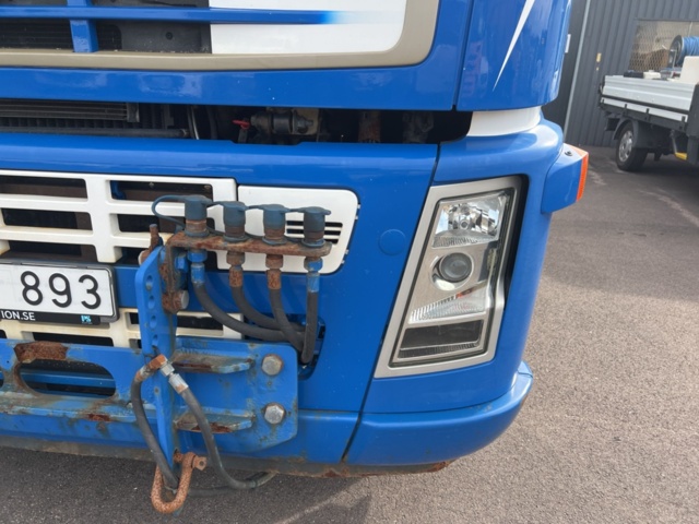 1338352-15 Lastbil Volvo FM9 4X2 Manuell, -2006