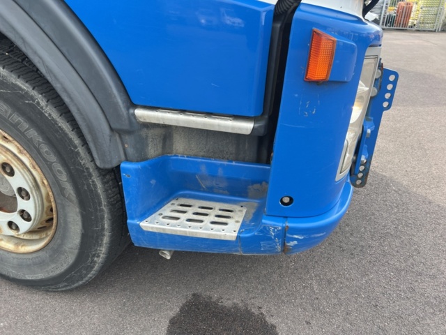 1338352-16 Lastbil Volvo FM9 4X2 Manuell, -2006