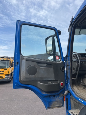 1338352-22 Lastbil Volvo FM9 4X2 Manuell, -2006