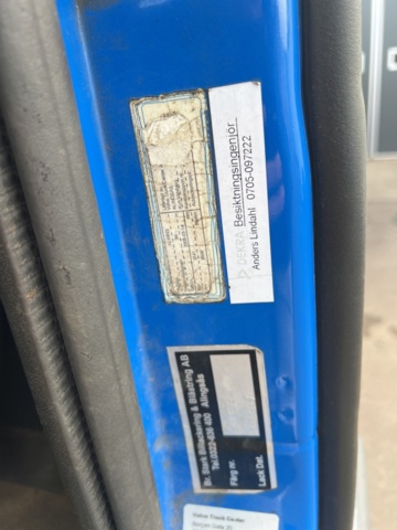 1338352-27 Lastbil Volvo FM9 4X2 Manuell, -2006