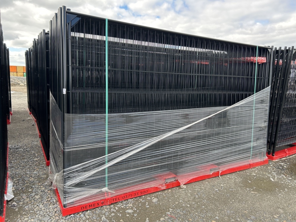 1377947-2 Construction fence approx. 90 pcs - Demex (New/unused)