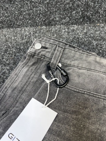 1398778-6 2 st Jeans Gizmo Tapered, Strl S