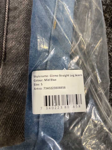 1398780-9 2 st Jeans Gizmo Tapered, Strl S