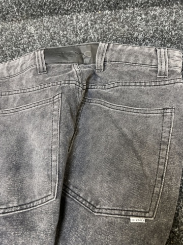 1398788-5 2 st Jeans Gizmo Tapered, Strl L