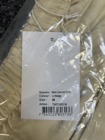 1398744-3 2 st Linneshorts Gizmo Surf, Strl M