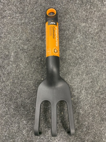 1399726-4 Vattenspridare, kultivator & kopplingar, Gardena & Fiskars