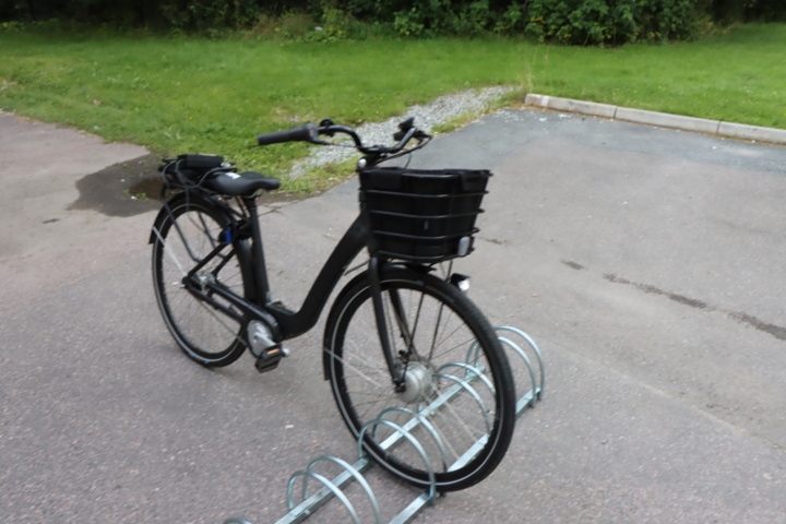 1295572-10 El-Cykel Crescent Elina 7-vxl svart