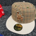 1401455-5 4 pcs Caps New Era, size 6 7/8 (54.9 cm)