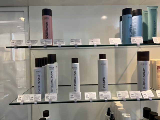 1395423-17 Hårvårdsprodukter ca 350 st