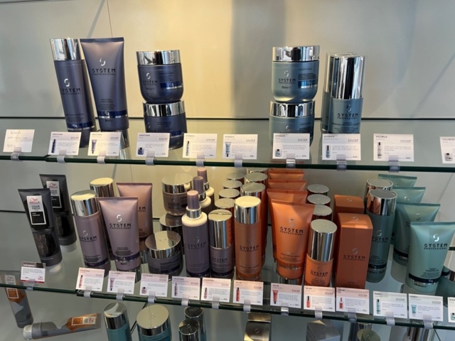 1395423-20 Hårvårdsprodukter ca 350 st