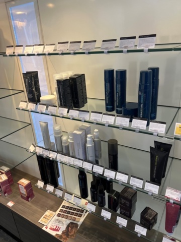 1395423-25 Hårvårdsprodukter ca 350 st