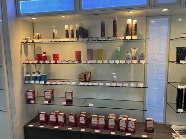 1395423-35 Hårvårdsprodukter ca 350 st