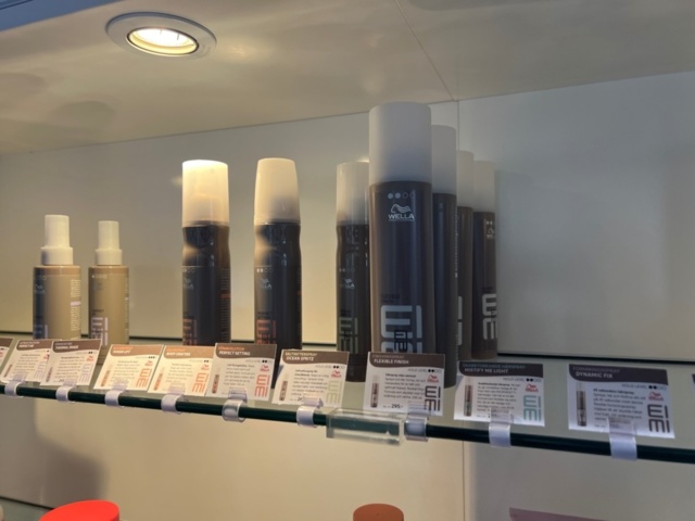 1395423-39 Hårvårdsprodukter ca 350 st