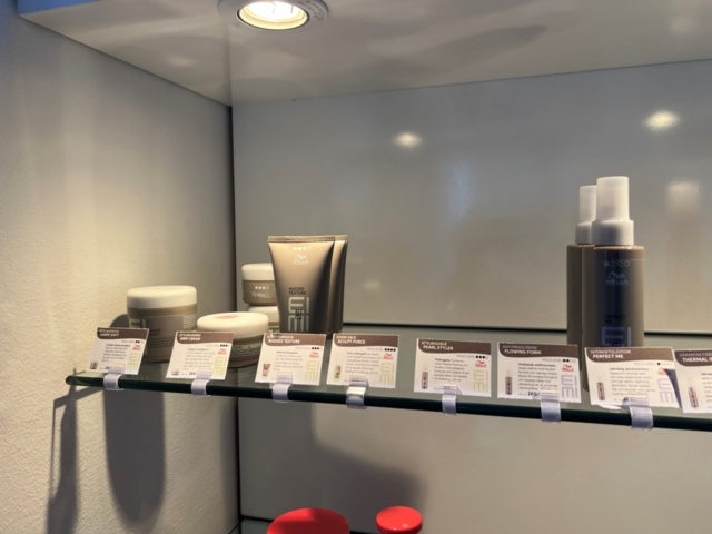 1395423-42 Hårvårdsprodukter ca 350 st