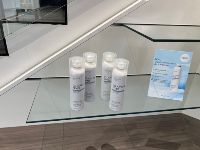 1395423-45 Hårvårdsprodukter ca 350 st