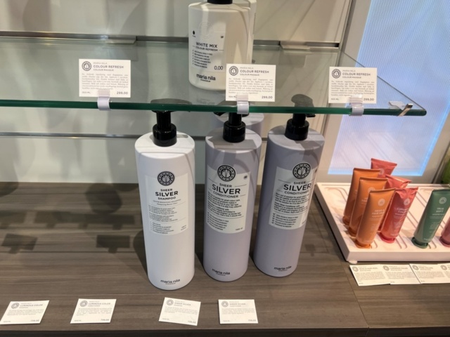 1395423-50 Hårvårdsprodukter ca 350 st