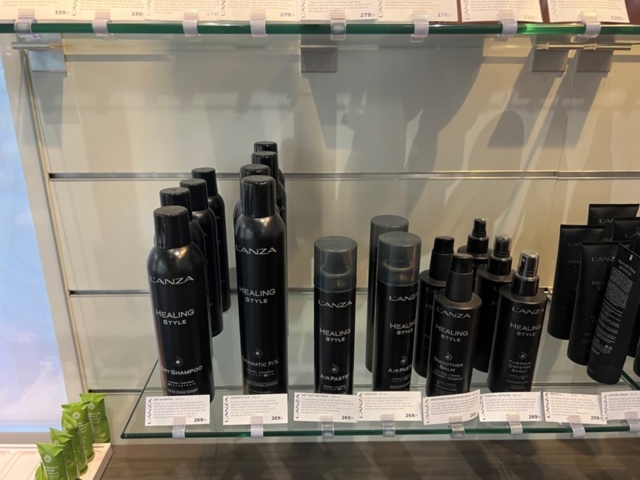 1395423-52 Hårvårdsprodukter ca 350 st