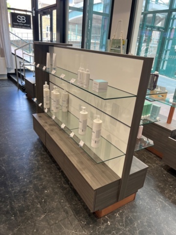 1395423-64 Hårvårdsprodukter ca 350 st