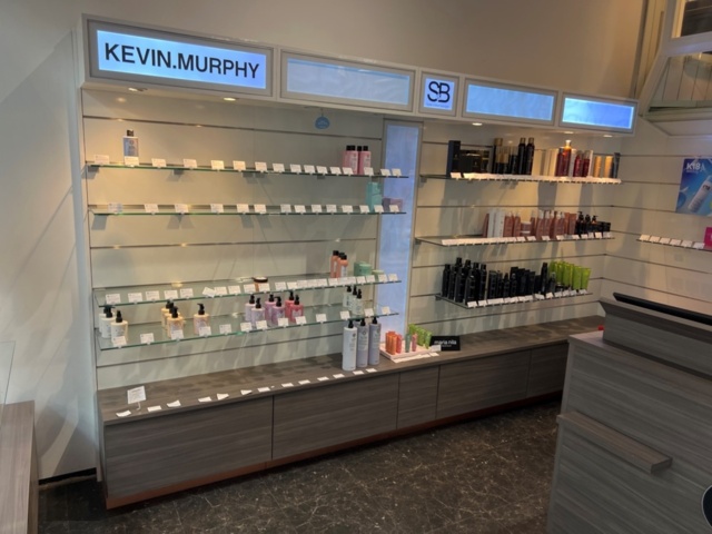 1395423-68 Hårvårdsprodukter ca 350 st