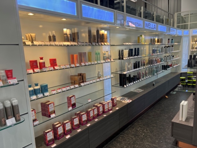 1395423-75 Hårvårdsprodukter ca 350 st