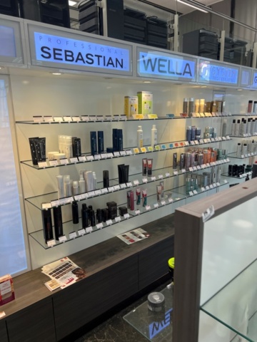 1395423-77 Hårvårdsprodukter ca 350 st