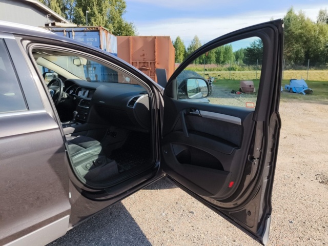 1331797-76 Audi Q7 4.2 FSI V8 quattro TipTronic -2006
