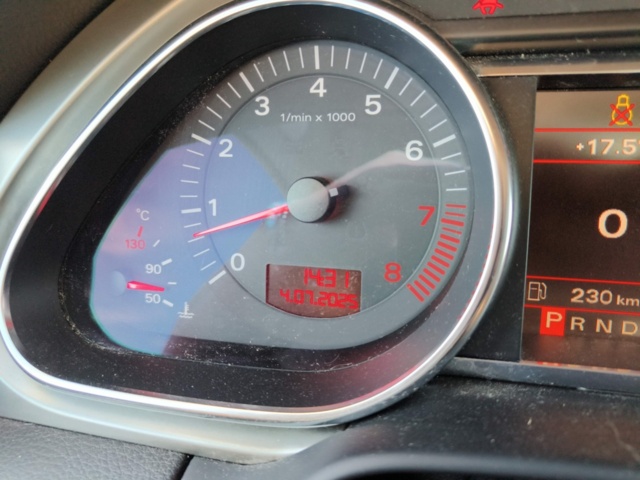 1331797-102 Audi Q7 4.2 FSI V8 quattro TipTronic -2006